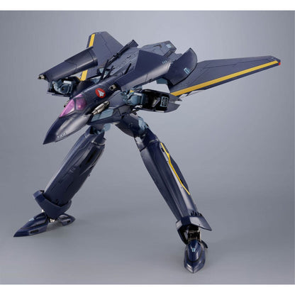 Macross 7 DX Chogokin Action Figure VF-17S Nightmare Stealthvalkyrie (Gamlin Kizaki use)