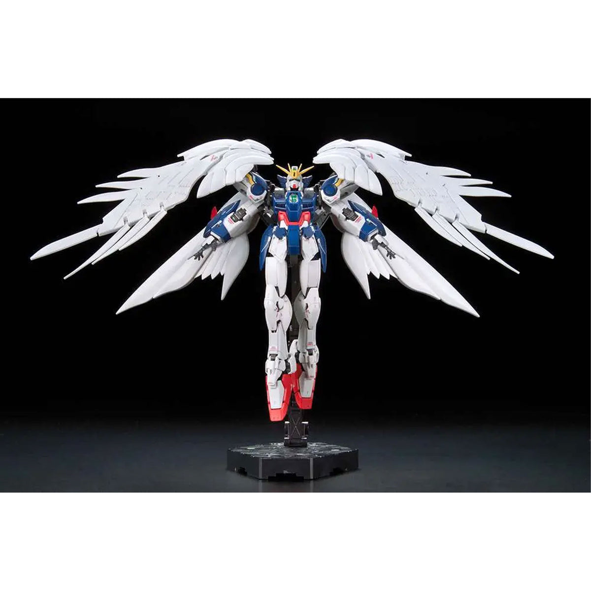 Rg Gundam Wing Zero Custom Ew 1/144 -Model Kit